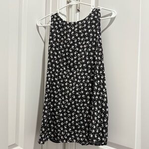 LOFT Black And White Floral Sleeveless Blouse
